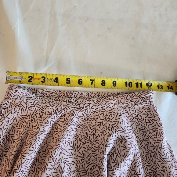 Morris & Co Elegant Cream Skirt W/ Leaves Print. Size 2 NWOT Fairygoth Boho - Picture 4 of 8